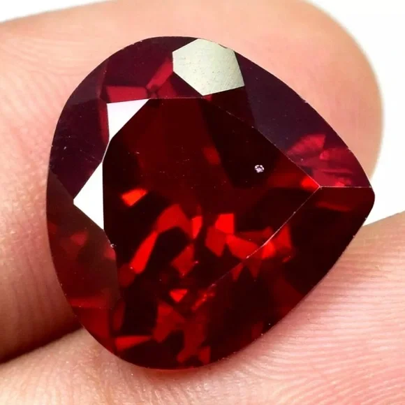 Extremely Rare! Massive 13.40CT Natural Pear Cut Painite - Picture 2 of 6